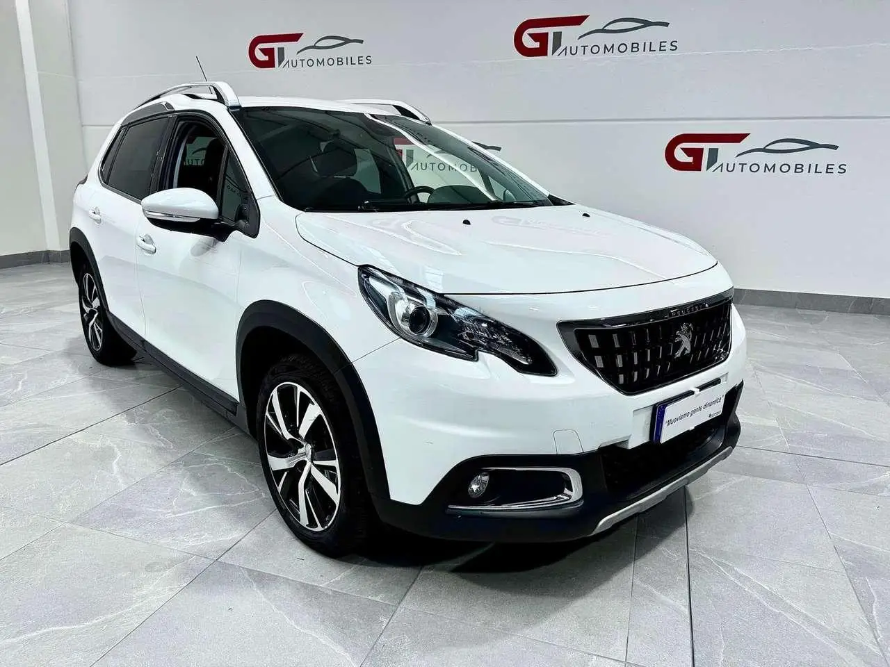 Photo 1 : Peugeot 2008 2016 Essence