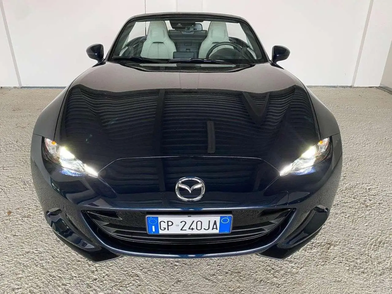 Photo 1 : Mazda Mx-5 2023 Petrol