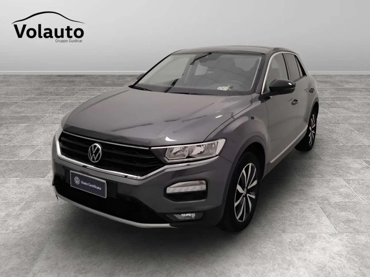 Photo 1 : Volkswagen T-roc 2021 Essence