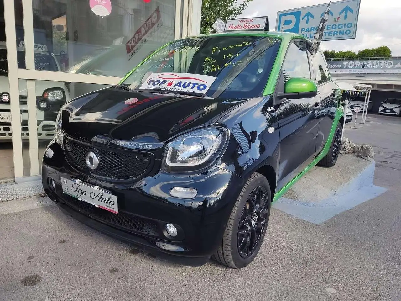 Photo 1 : Smart Forfour 2018 Électrique