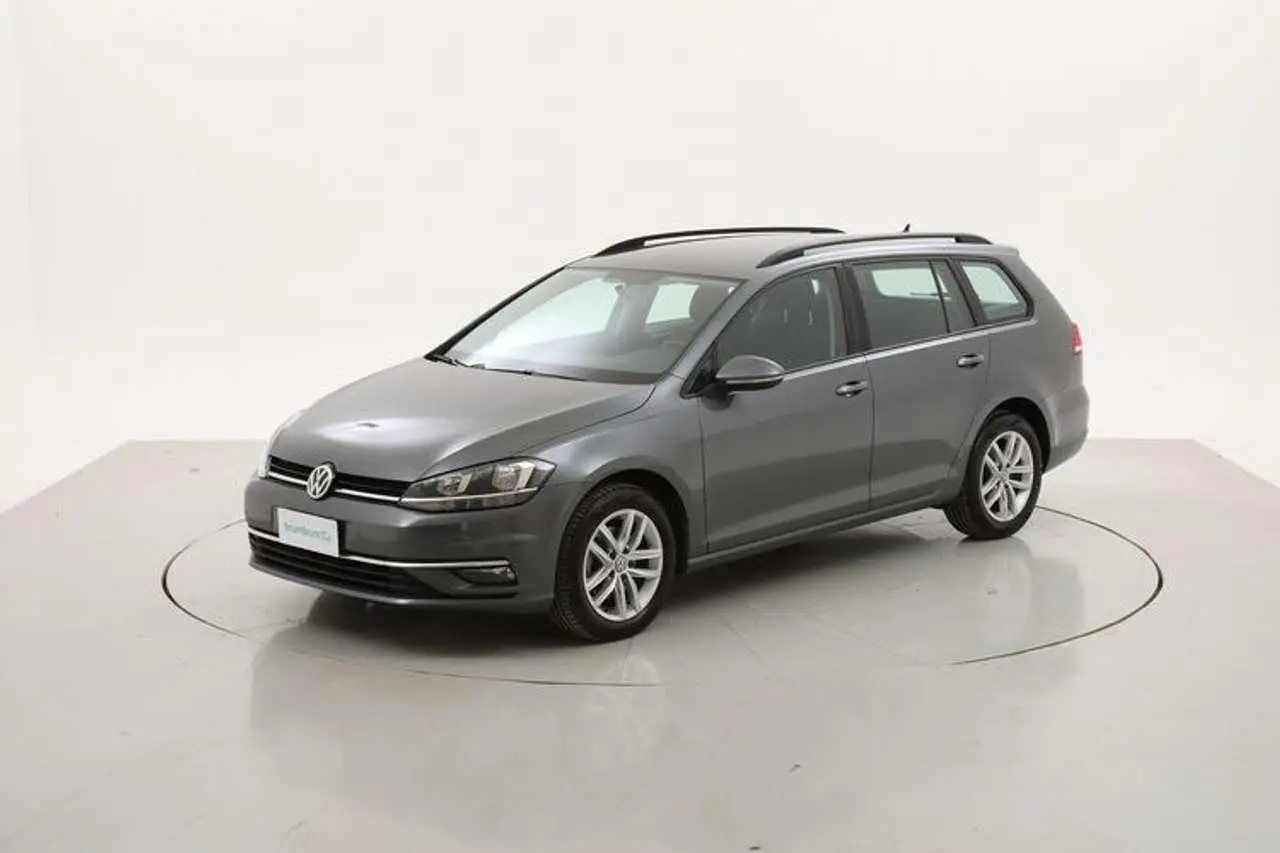 Photo 1 : Volkswagen Golf 2019 Diesel