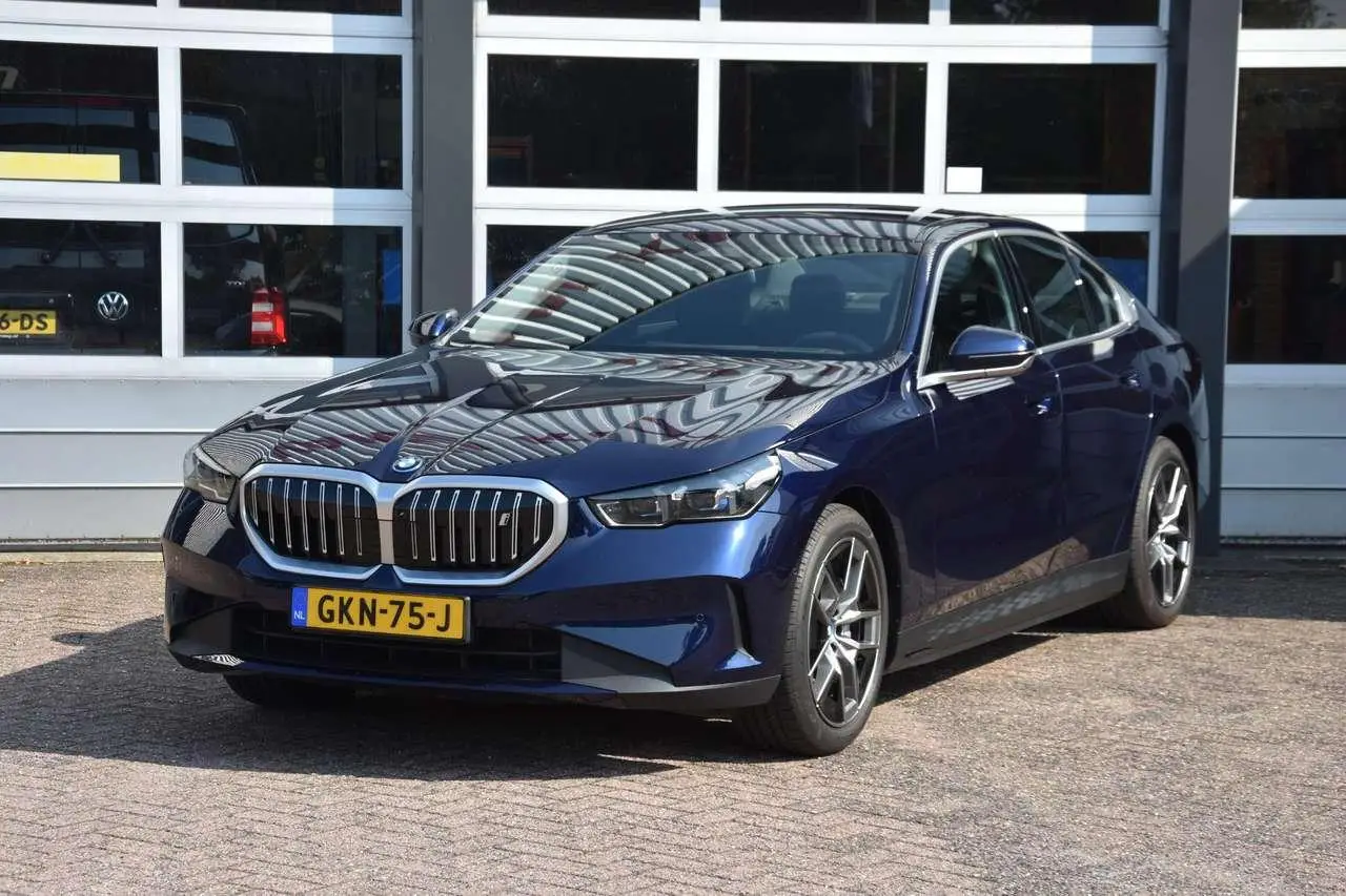 Photo 1 : Bmw I5 2024 Électrique