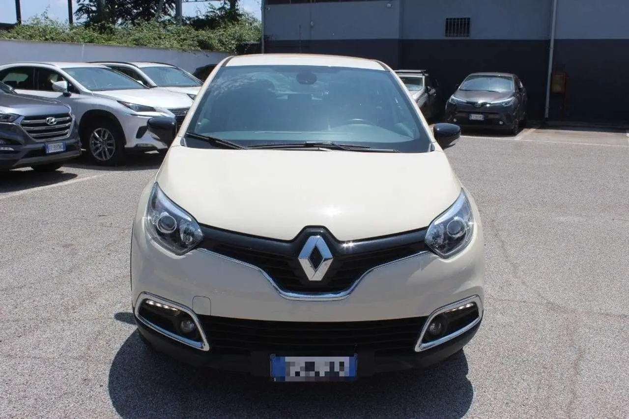 Photo 1 : Renault Captur 2017 Essence