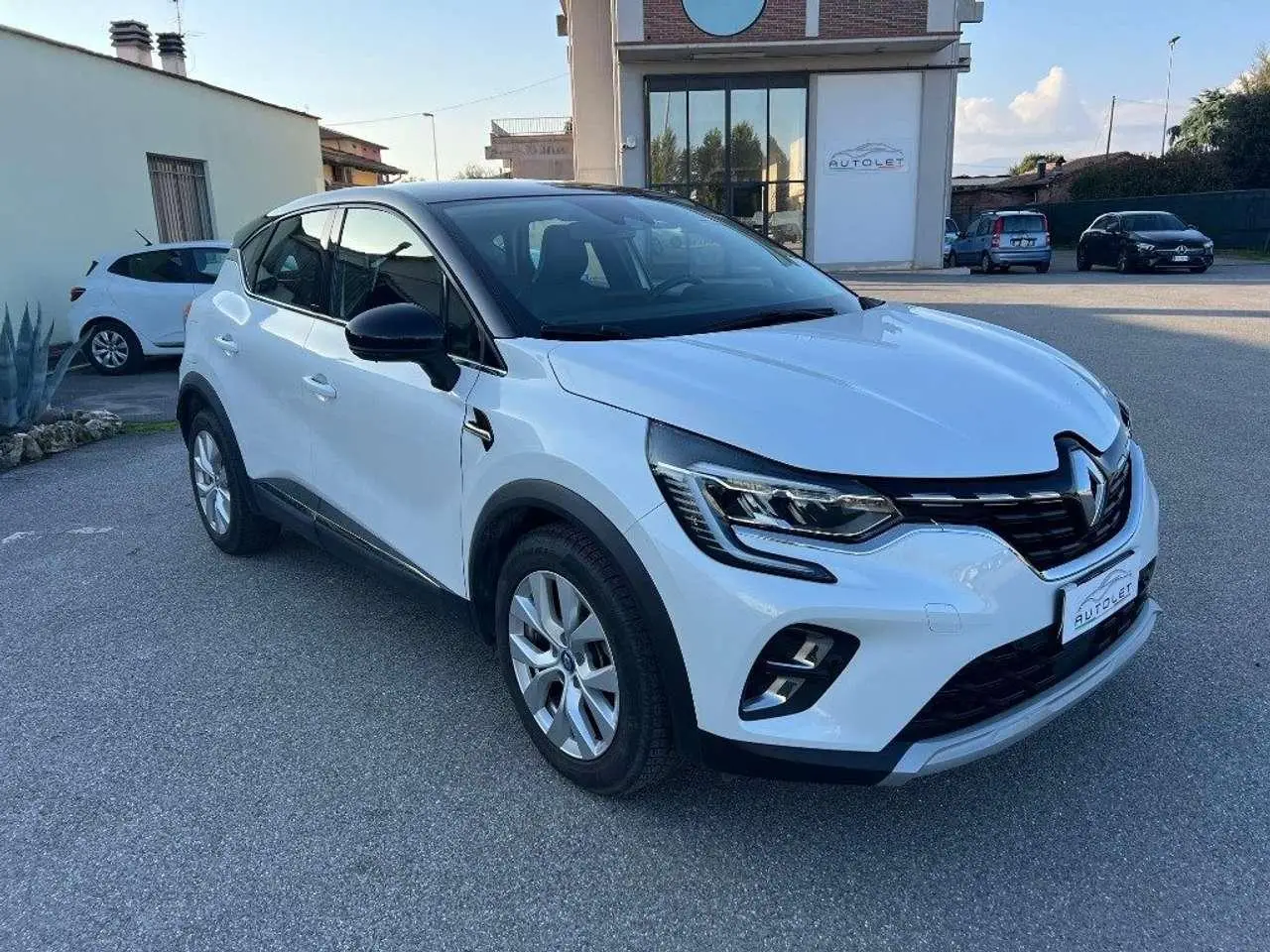 Photo 1 : Renault Captur 2020 Hybrid