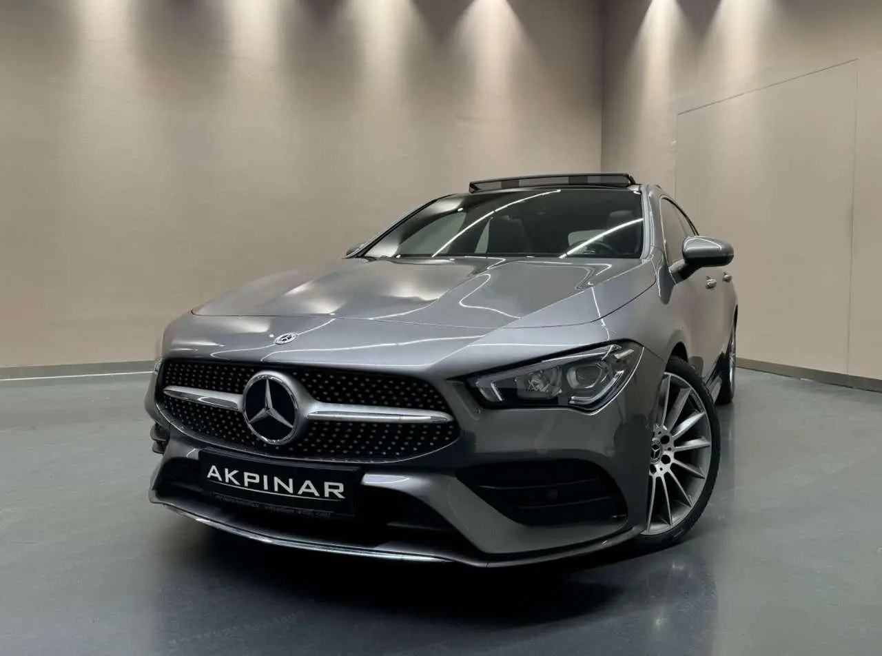 Photo 1 : Mercedes-benz Classe Cla 2023 Petrol