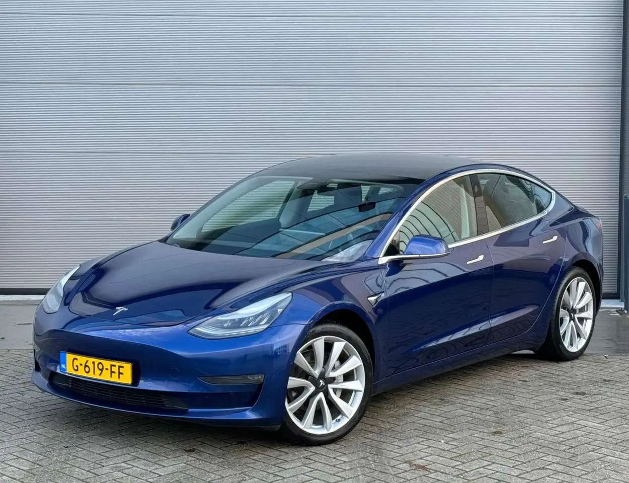 Photo 1 : Tesla Model 3 2019 Electric