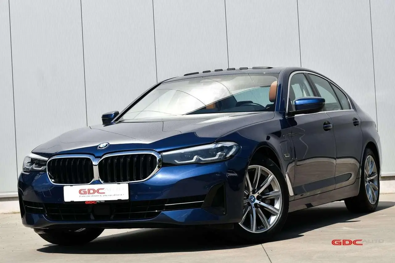 Photo 1 : Bmw Serie 5 2022 Hybrid