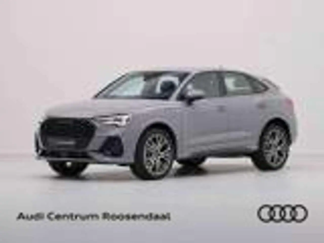 Photo 1 : Audi Q3 2024 Hybrid