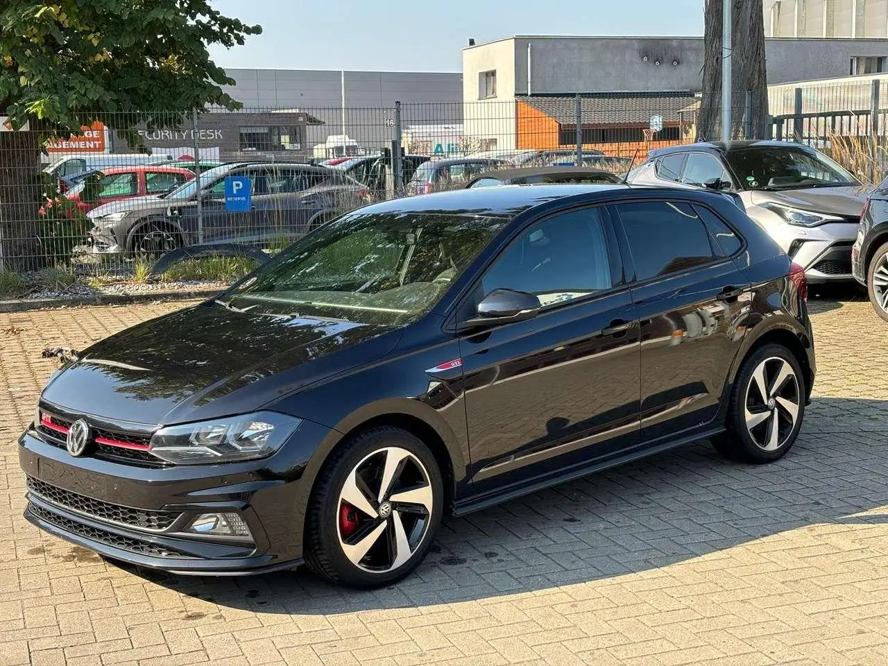 Photo 1 : Volkswagen Polo 2019 Petrol