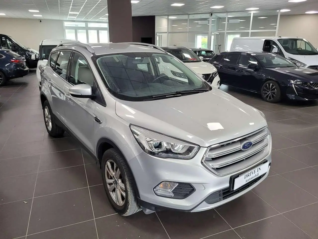 Photo 1 : Ford Kuga 2019 Essence