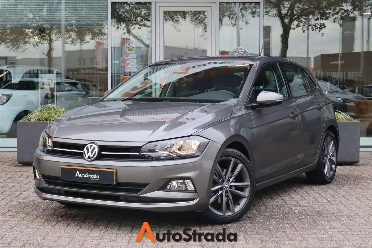 Photo 1 : Volkswagen Polo 2019 Essence