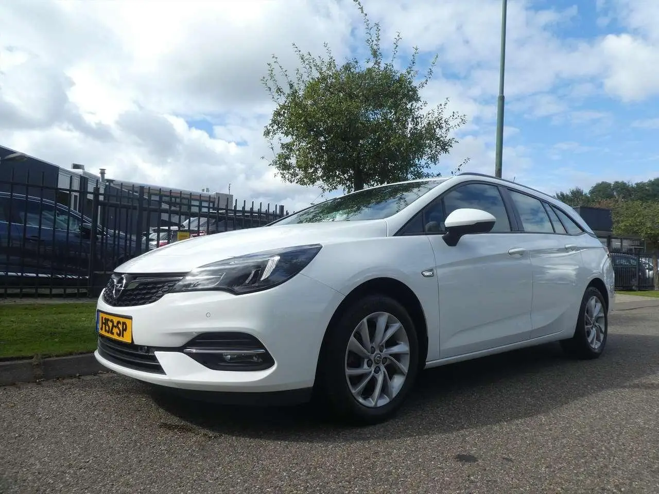 Photo 1 : Opel Astra 2020 Essence