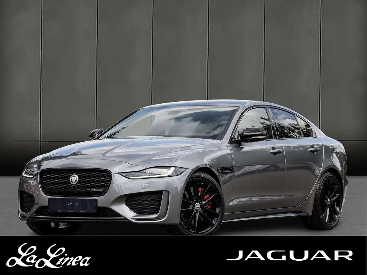 Photo 1 : Jaguar Xe 2024 Diesel