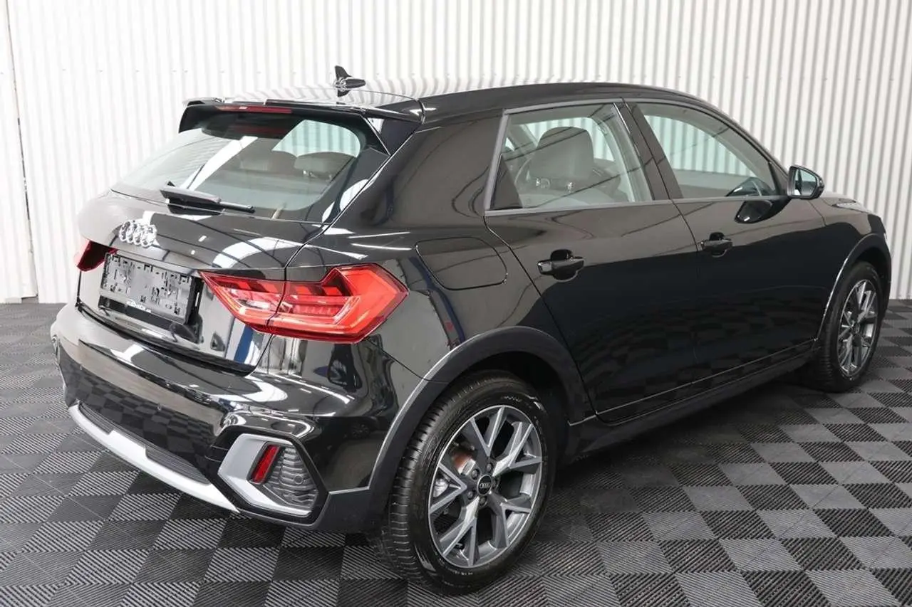 Photo 1 : Audi A1 2022 Petrol