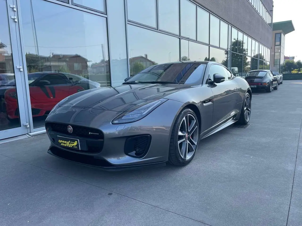 Photo 1 : Jaguar F-type 2019 Petrol