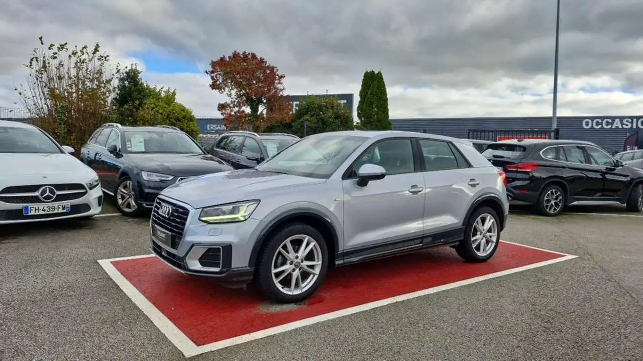 Photo 1 : Audi Q2 2019 Petrol