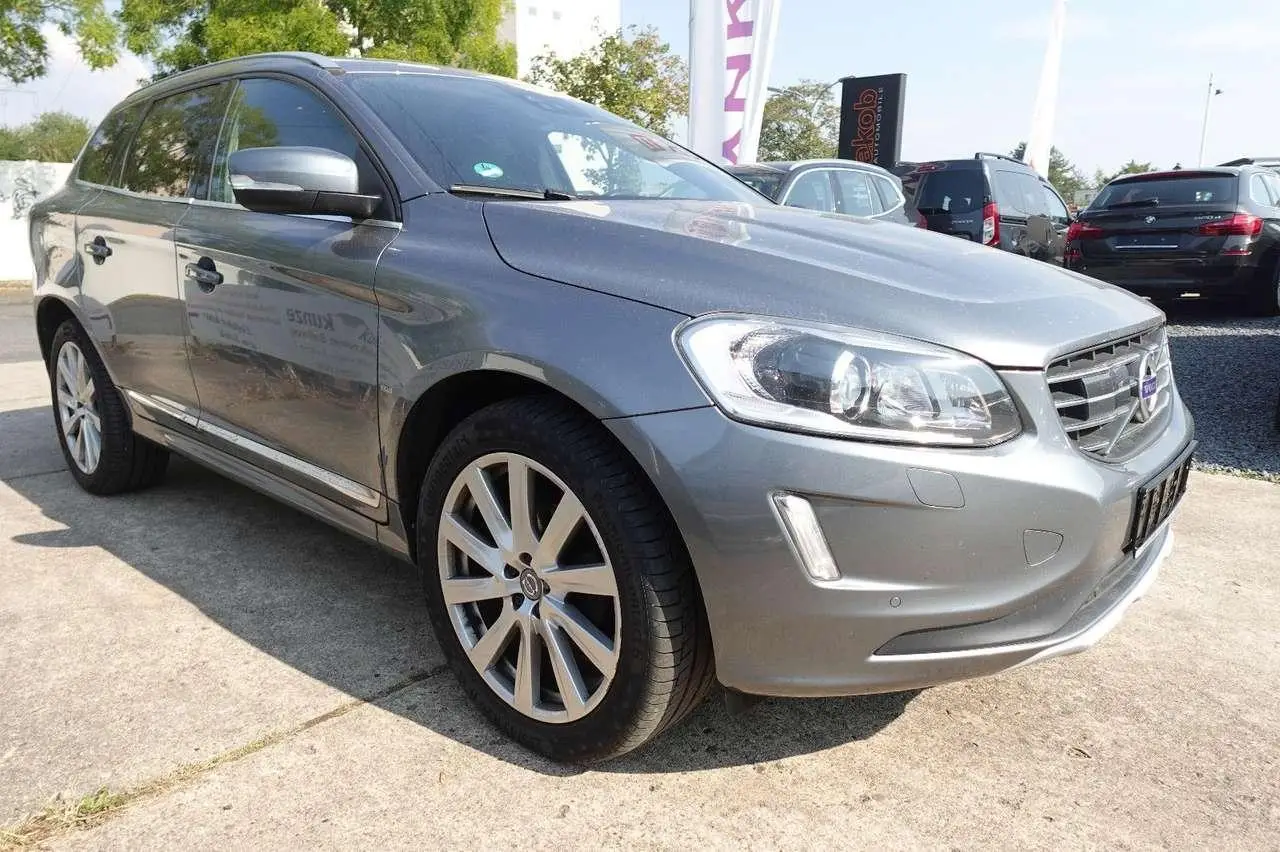 Photo 1 : Volvo Xc60 2018 Diesel