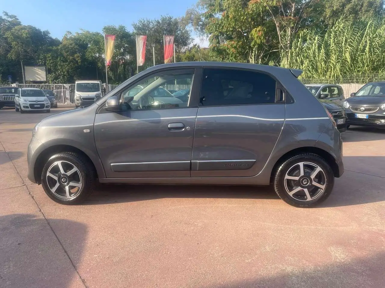 Photo 1 : Renault Twingo 2019 Essence