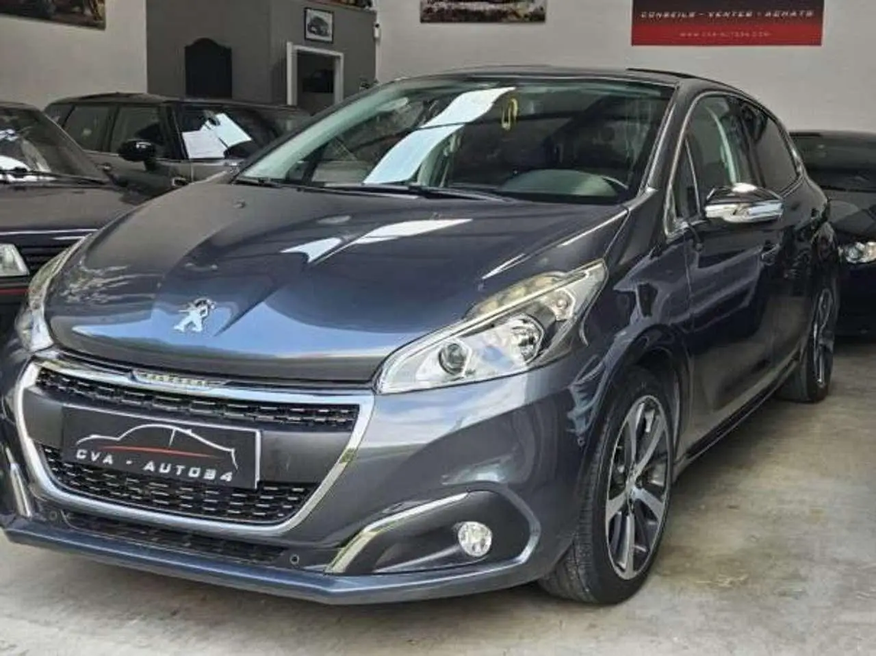 Photo 1 : Peugeot 208 2016 Petrol