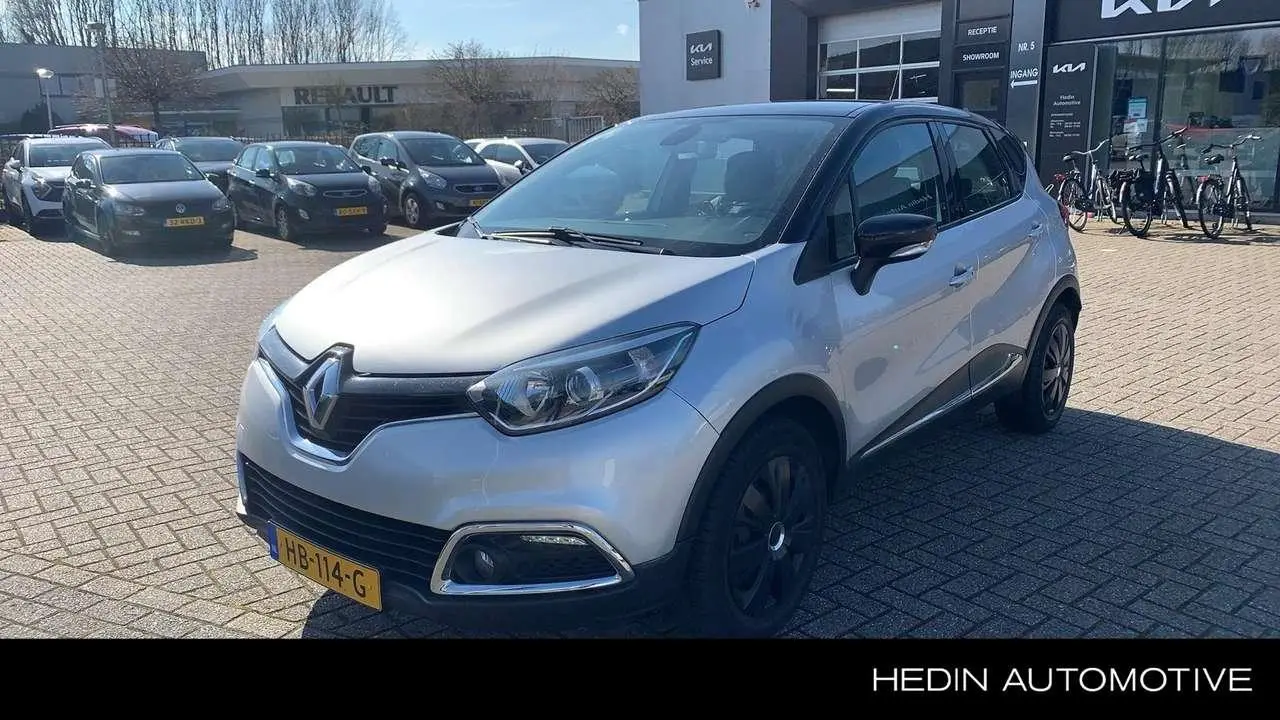 Photo 1 : Renault Captur 2015 Petrol