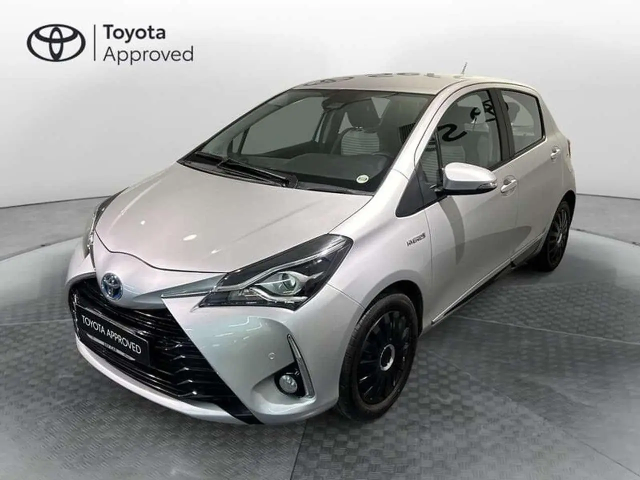 Photo 1 : Toyota Yaris 2017 Hybride