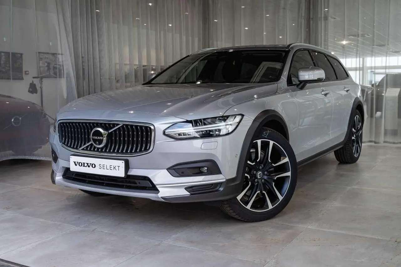 Photo 1 : Volvo V90 2023 Hybride