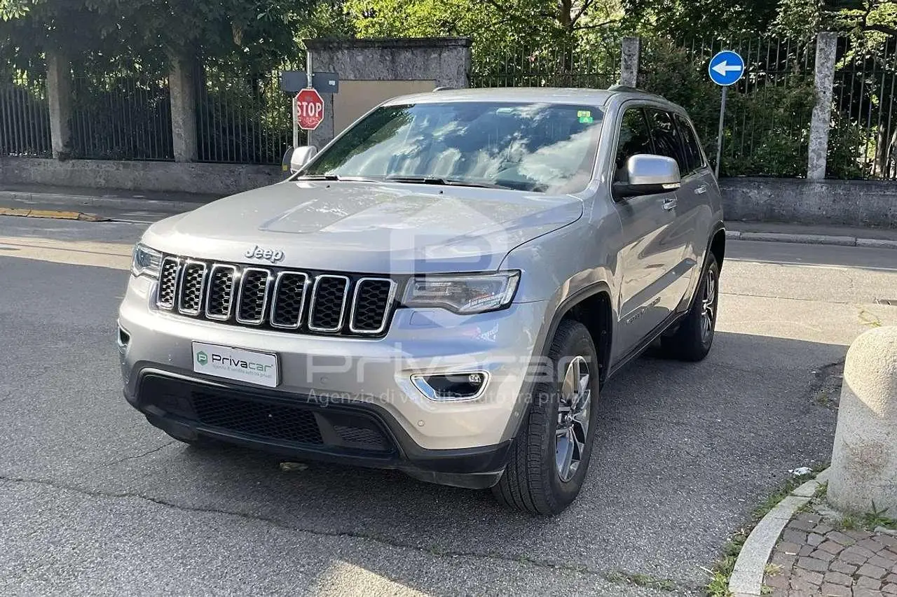 Photo 1 : Jeep Grand Cherokee 2018 Diesel