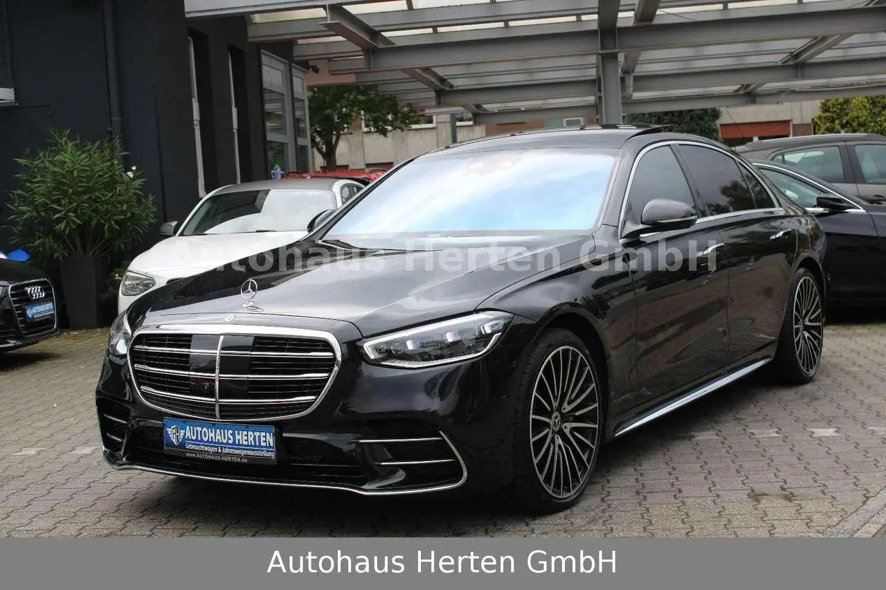 Photo 1 : Mercedes-benz Classe S 2024 Petrol