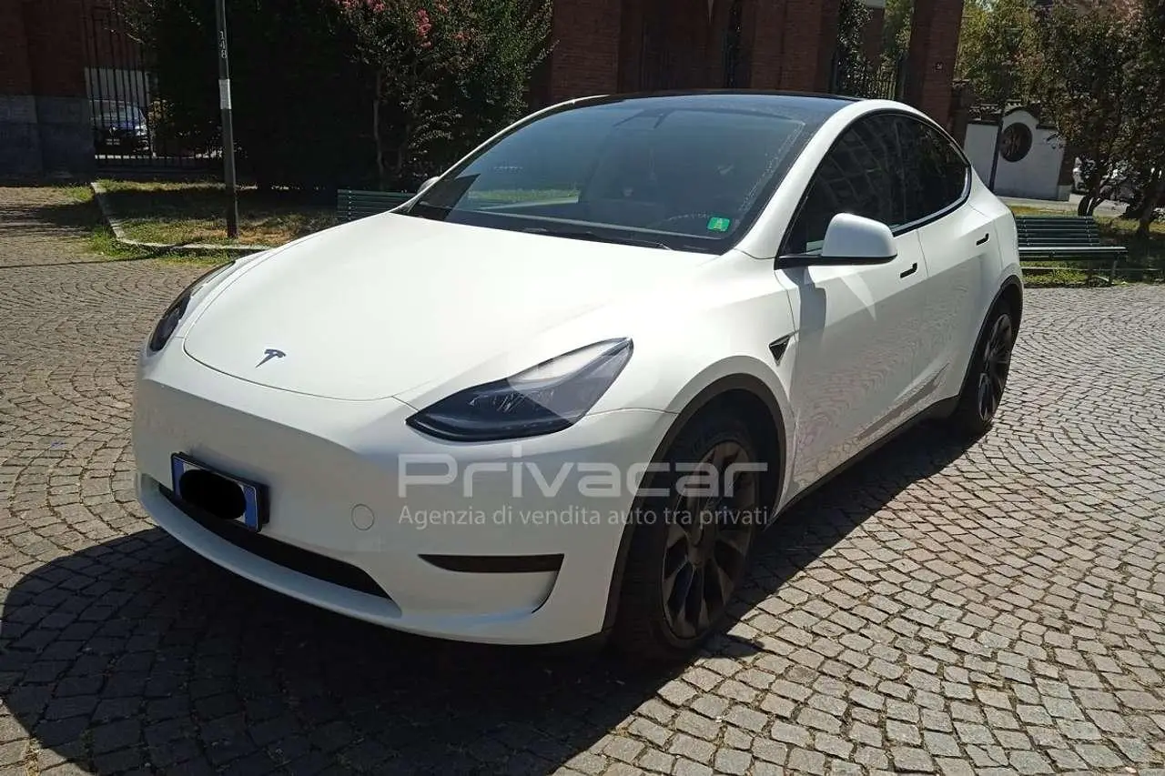 Photo 1 : Tesla Model Y 2023 Electric