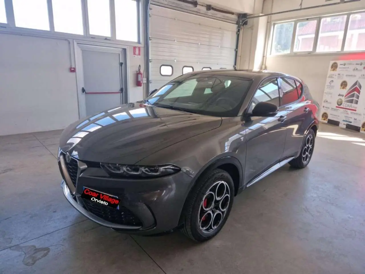 Photo 1 : Alfa Romeo Tonale 2023 Hybrid