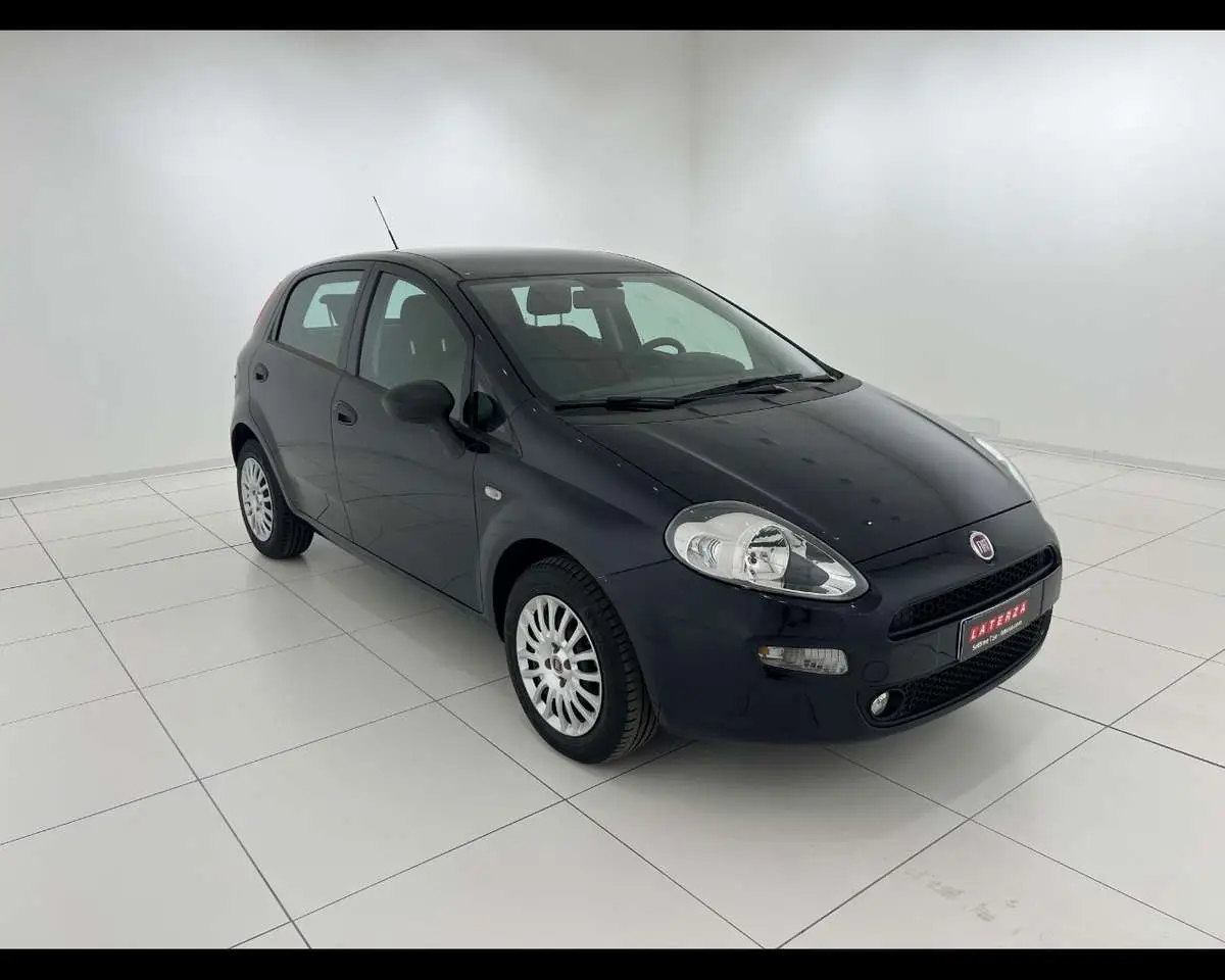 Photo 1 : Fiat Punto 2017 Essence