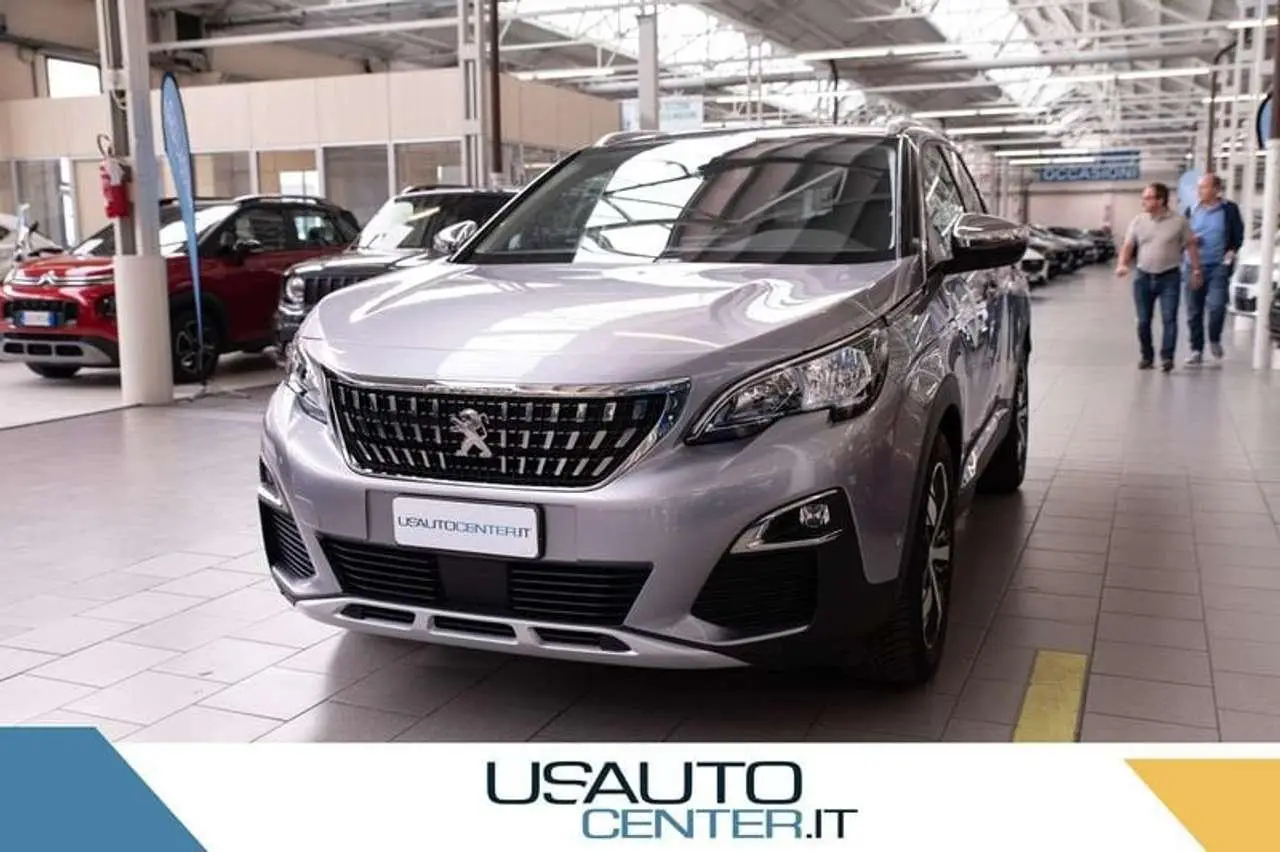 Photo 1 : Peugeot 3008 2018 Diesel