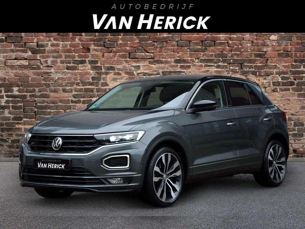 Photo 1 : Volkswagen T-roc 2019 Petrol