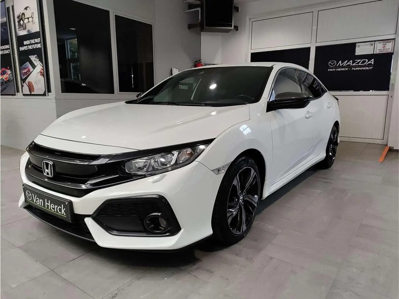 Photo 1 : Honda Civic 2018 Petrol