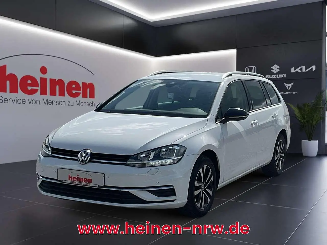 Photo 1 : Volkswagen Golf 2020 Essence