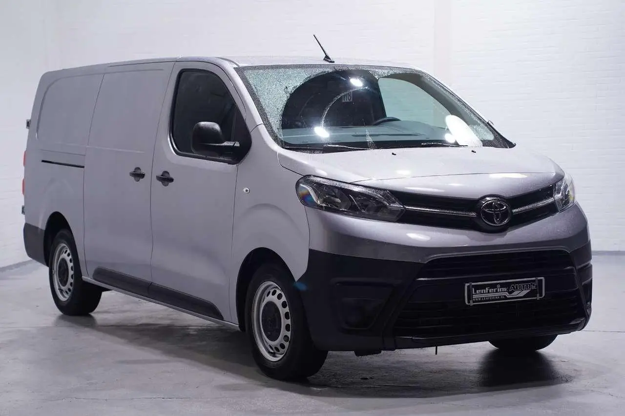 Photo 1 : Toyota Proace 2021 Diesel