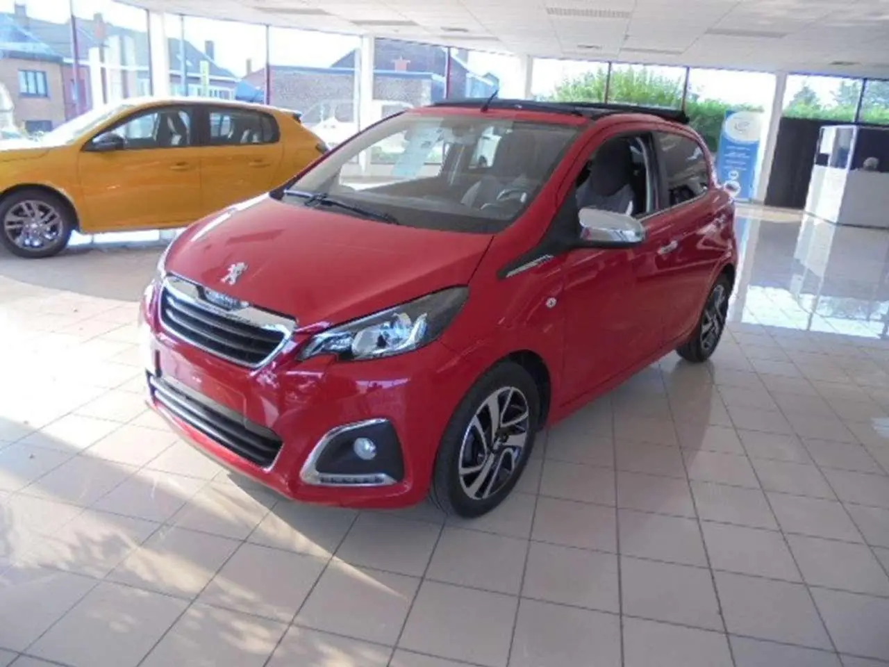 Photo 1 : Peugeot 108 2018 Essence