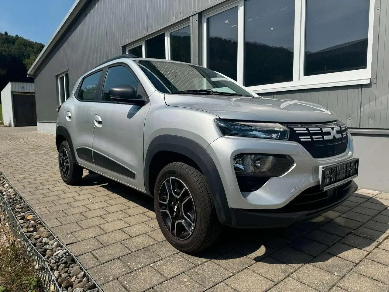 Photo 1 : Dacia Spring 2023 Electric