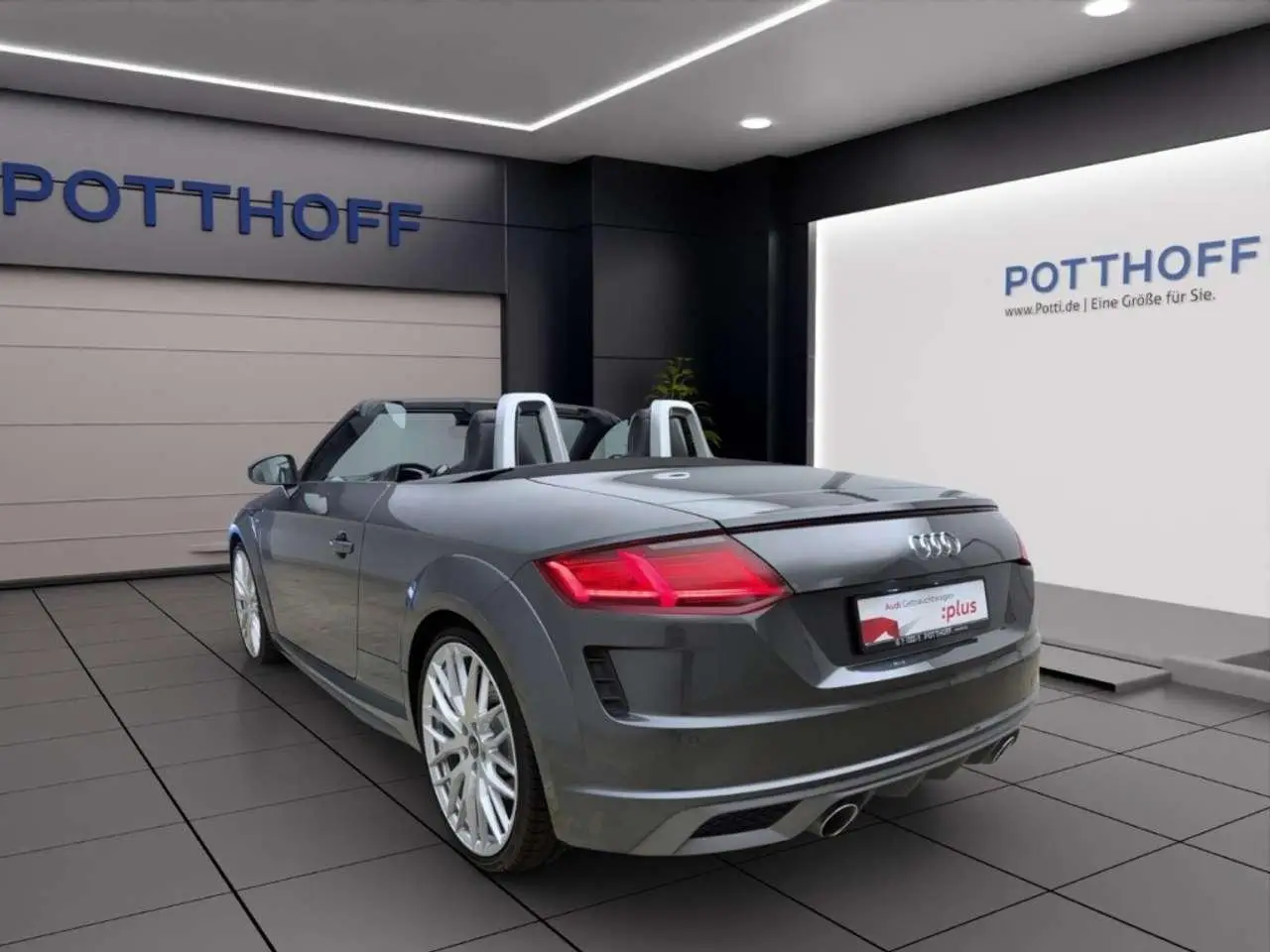 Photo 1 : Audi Tt 2023 Petrol