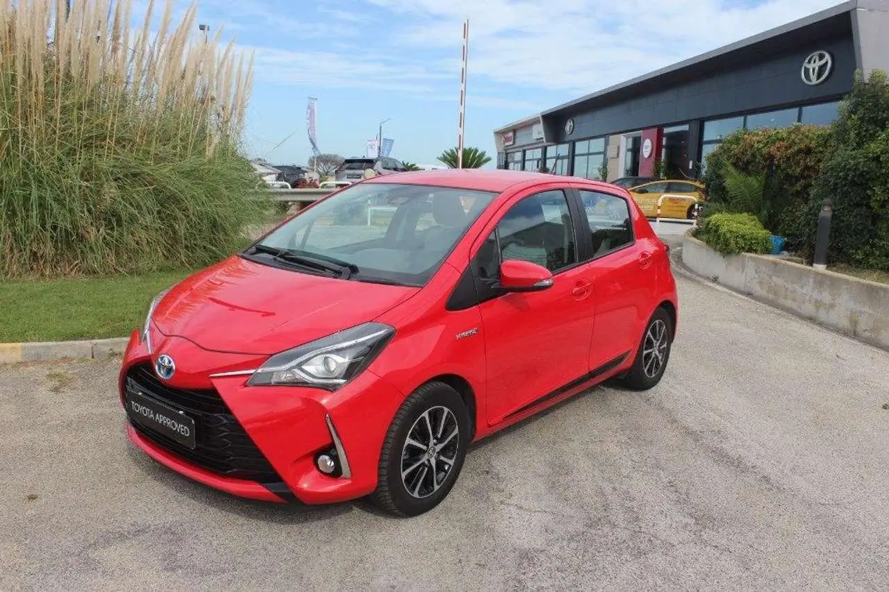 Photo 1 : Toyota Yaris 2019 Hybride