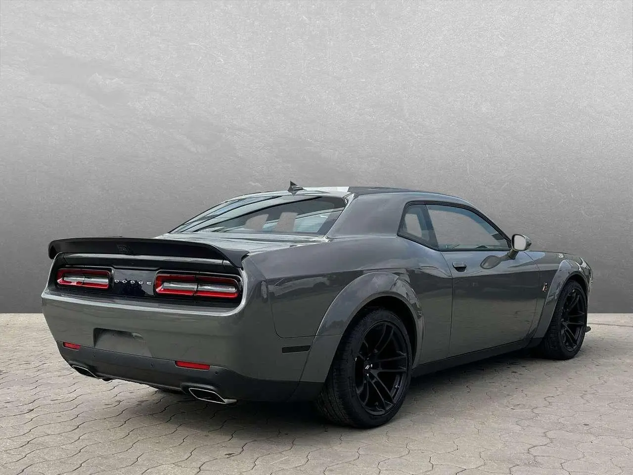 Photo 1 : Dodge Challenger 2024 Essence