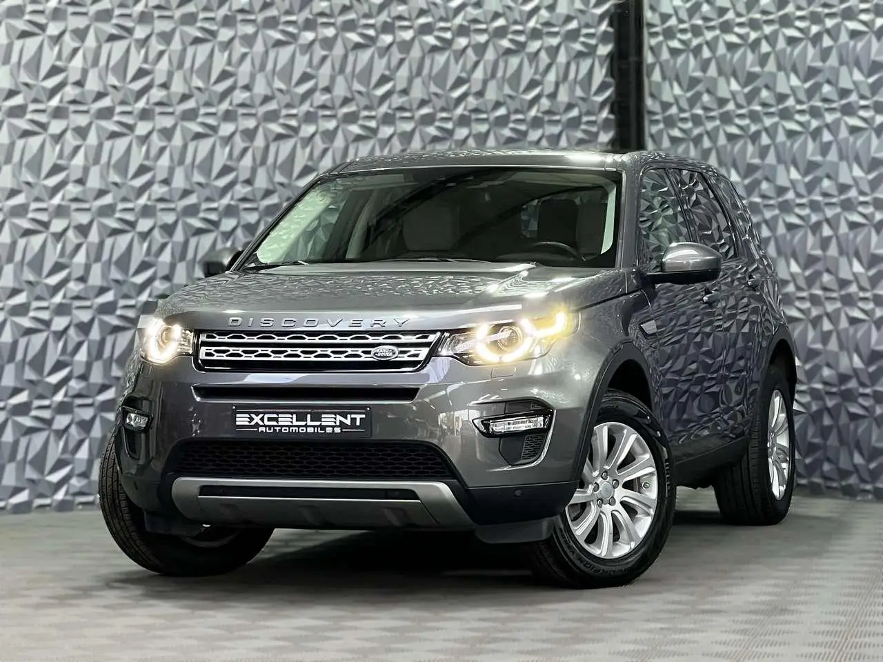 Photo 1 : Land Rover Discovery 2016 Diesel