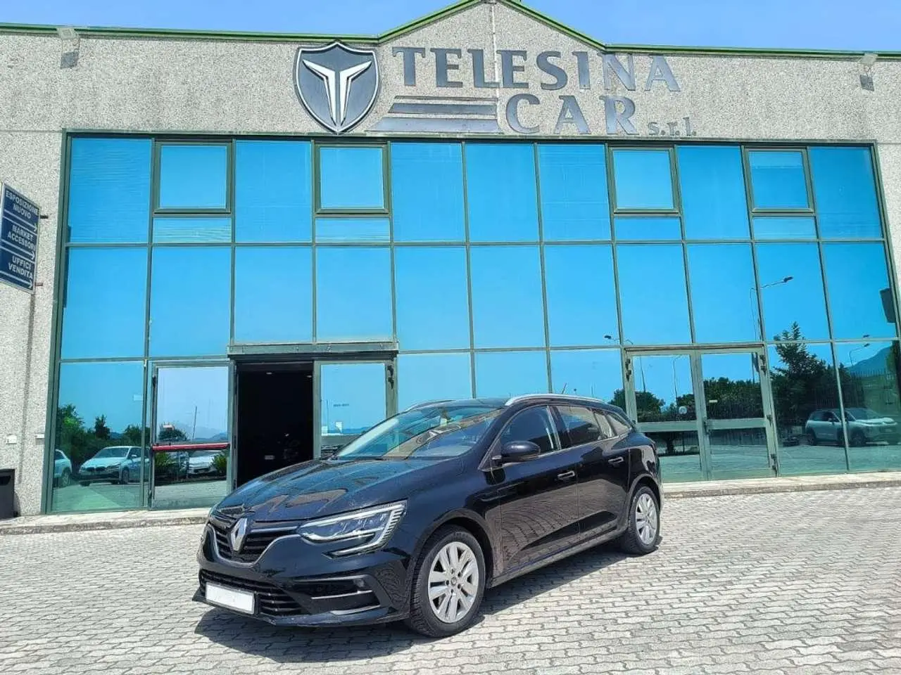 Photo 1 : Renault Megane 2021 Diesel