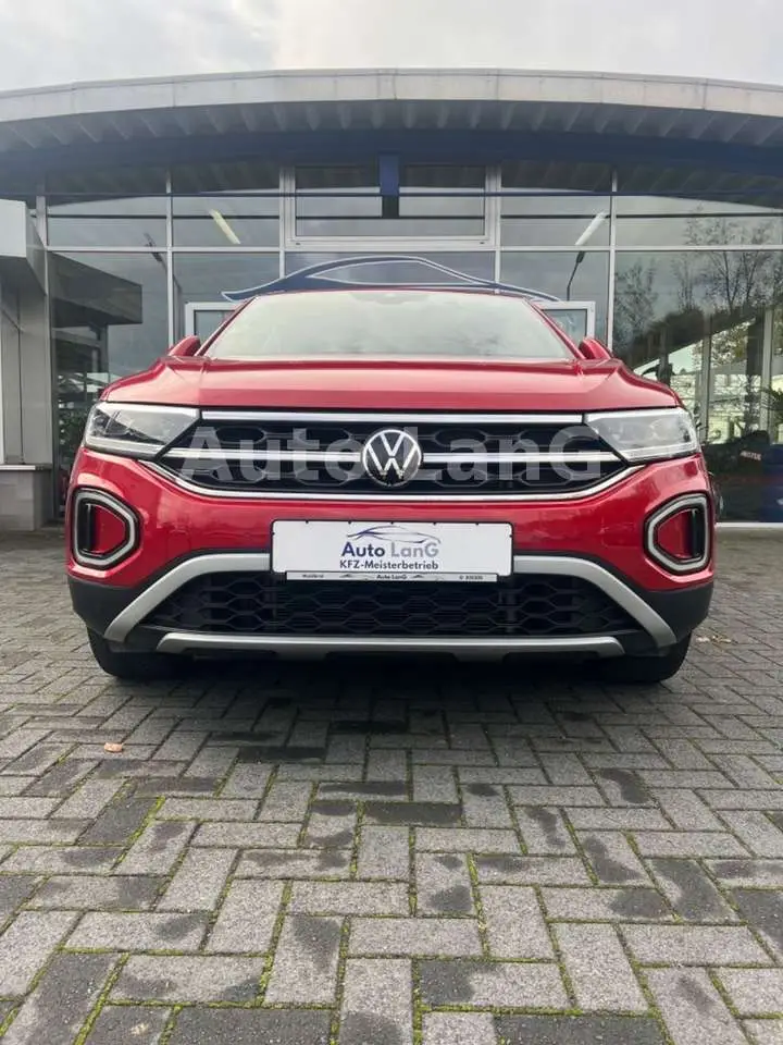 Photo 1 : Volkswagen T-roc 2022 Essence