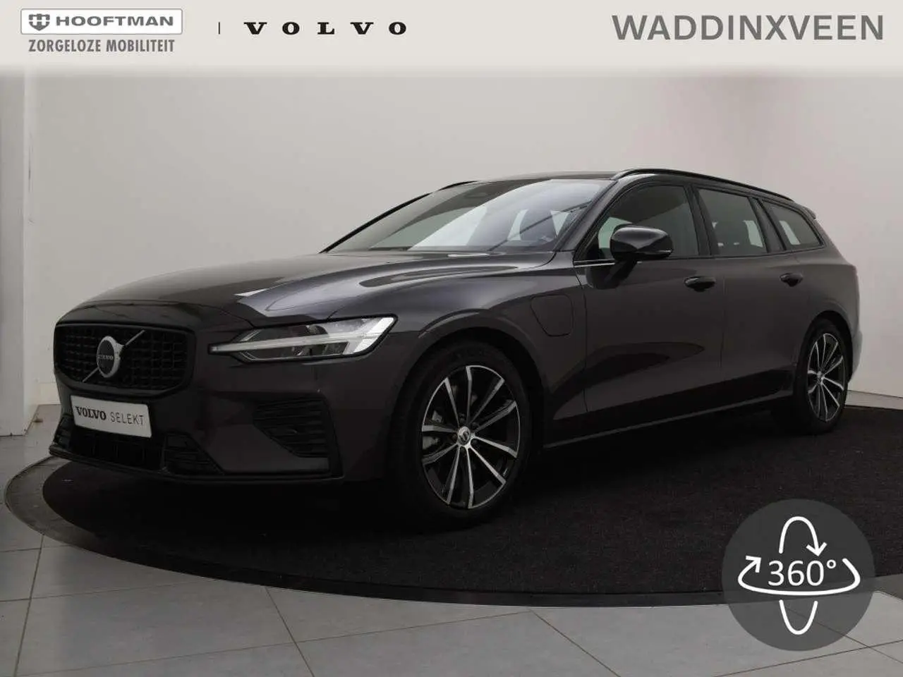 Photo 1 : Volvo V60 2024 Hybride