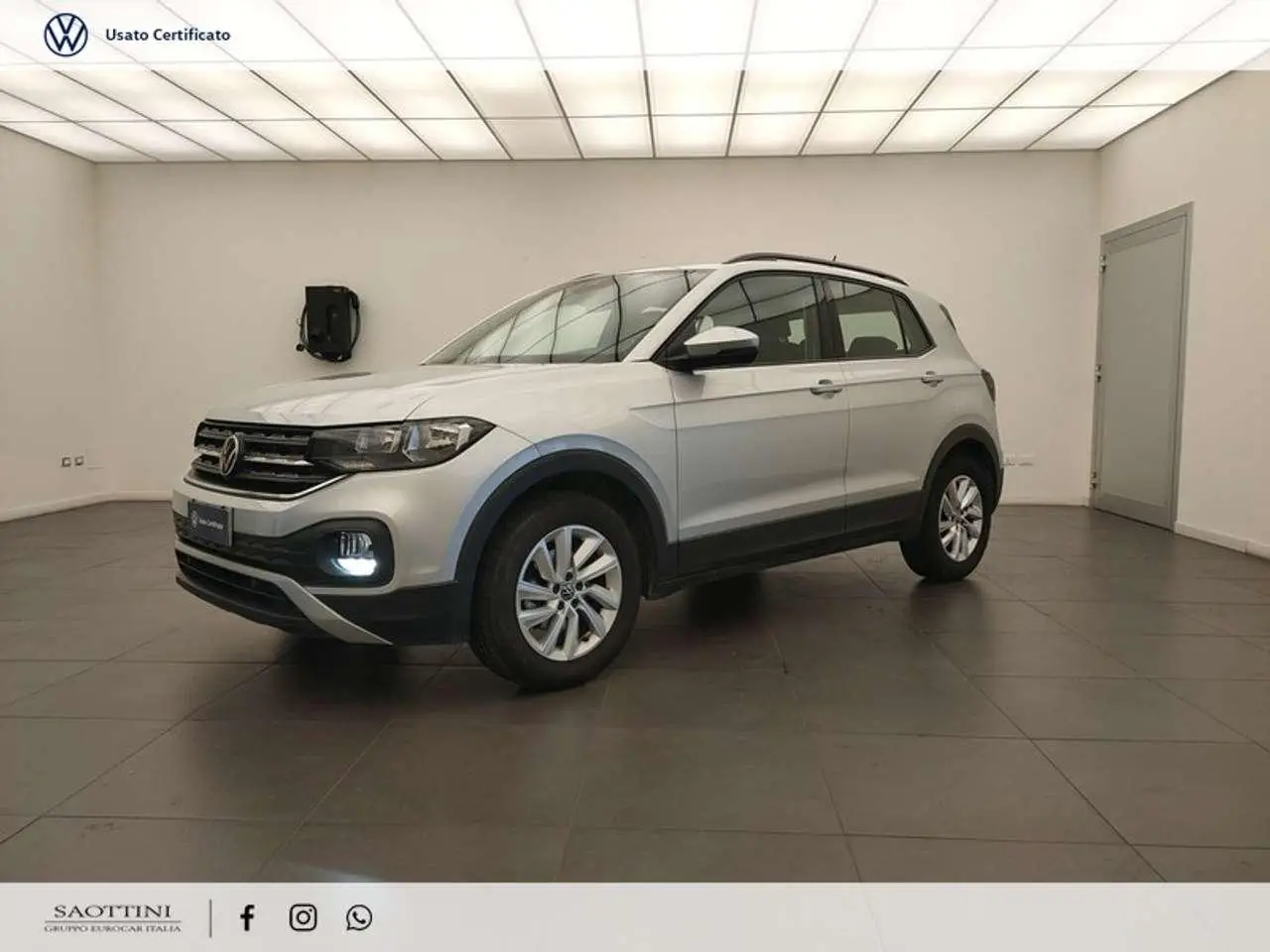 Photo 1 : Volkswagen T-cross 2021 Petrol