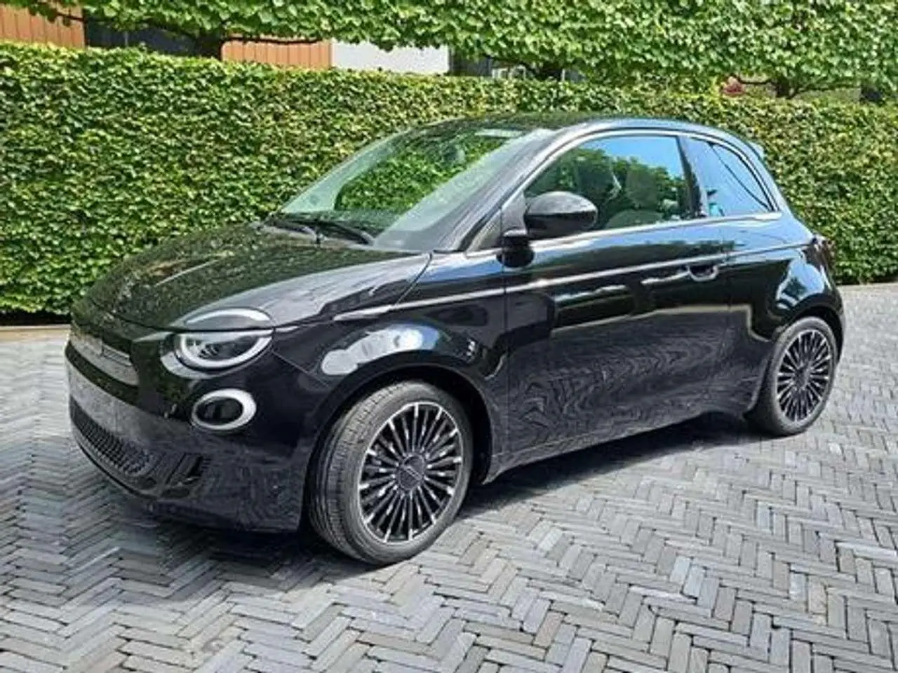 Photo 1 : Fiat 500 2023 Electric