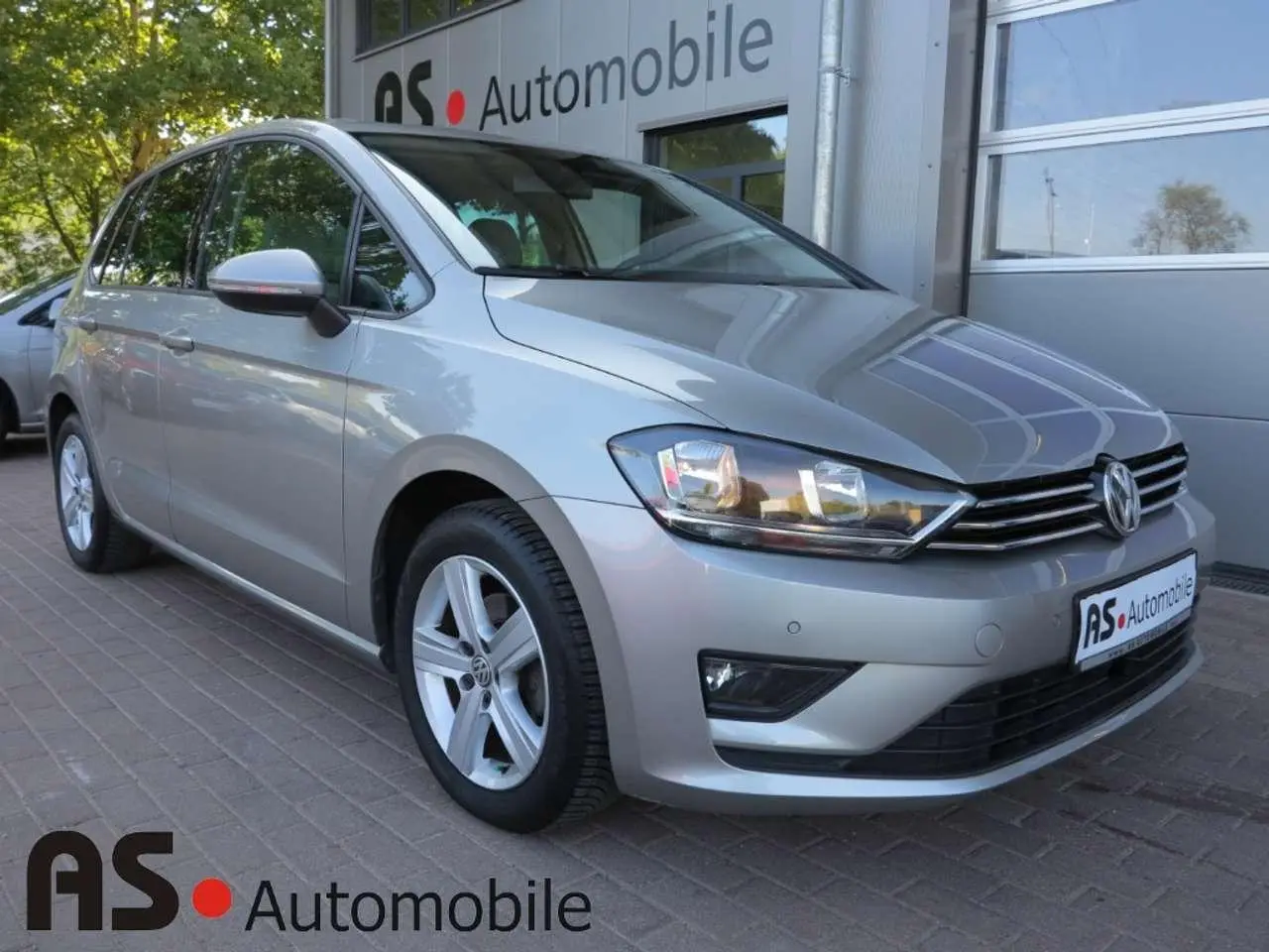 Photo 1 : Volkswagen Golf 2015 Petrol