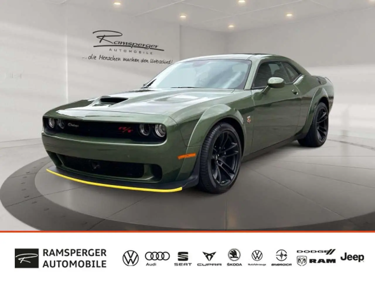 Photo 1 : Dodge Challenger 2024 Essence