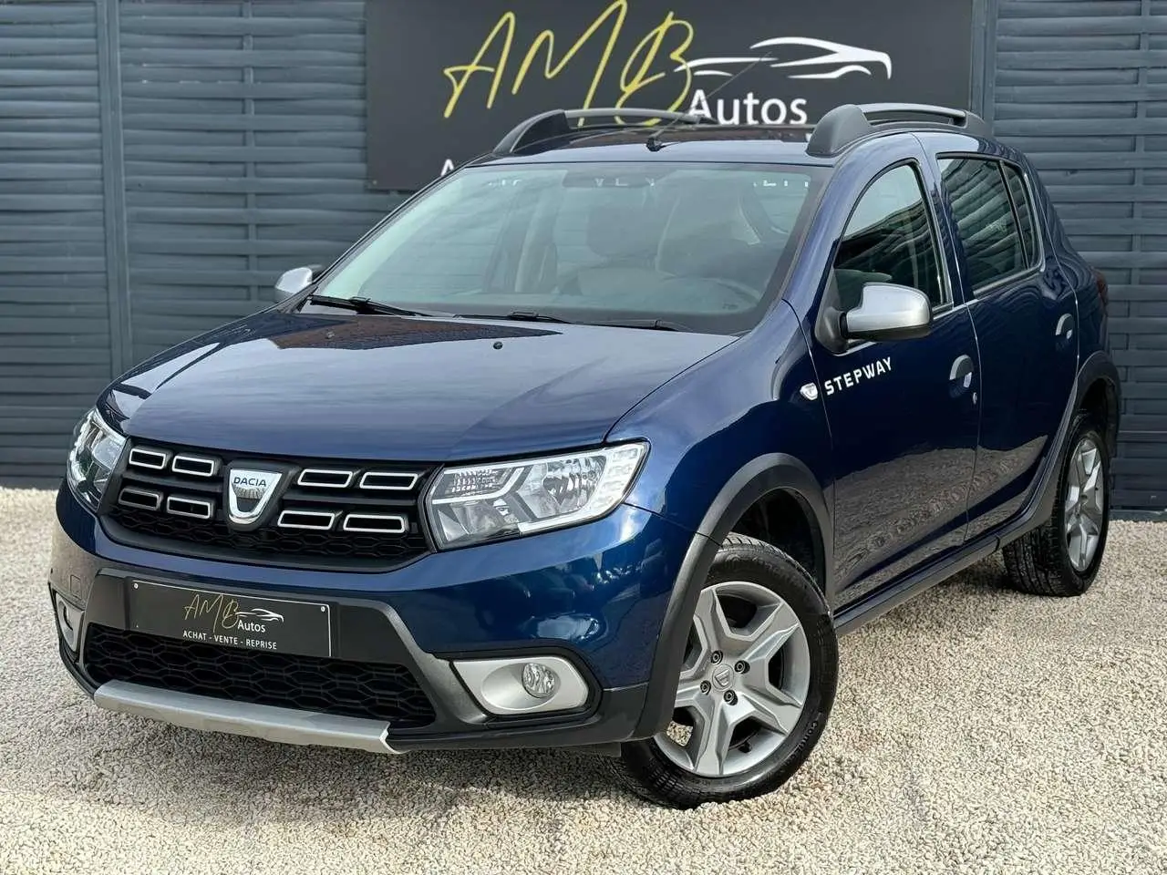 Photo 1 : Dacia Sandero 2017 Petrol